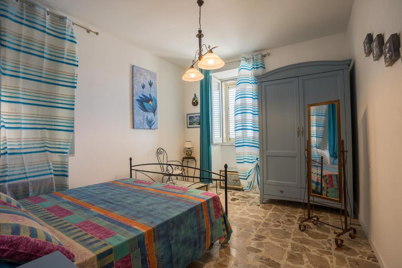 Maniace Sea View Apartment By Ortigia Apartments Syracuse Exterior photo