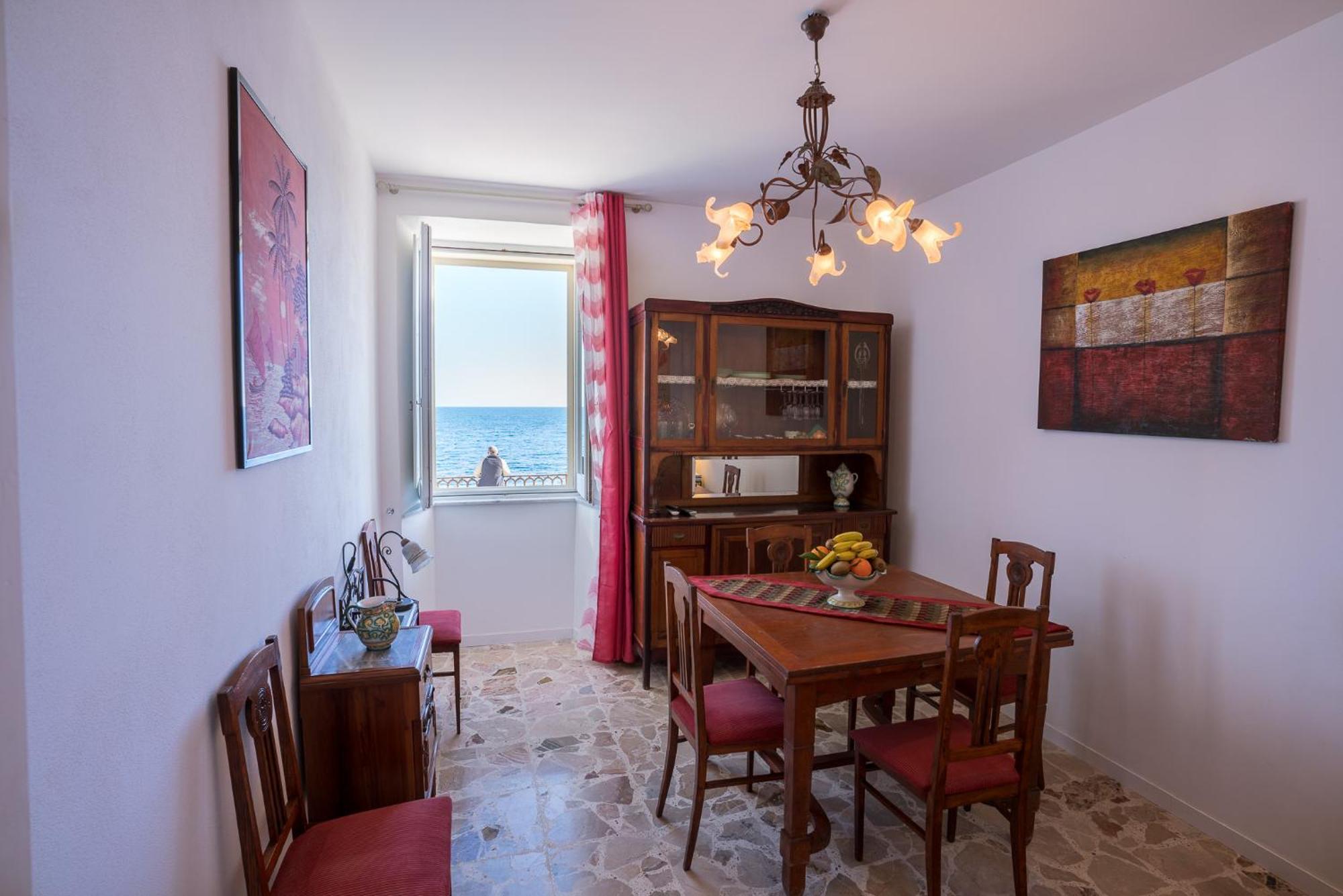 Maniace Sea View Apartment By Ortigia Apartments Syracuse Exterior photo